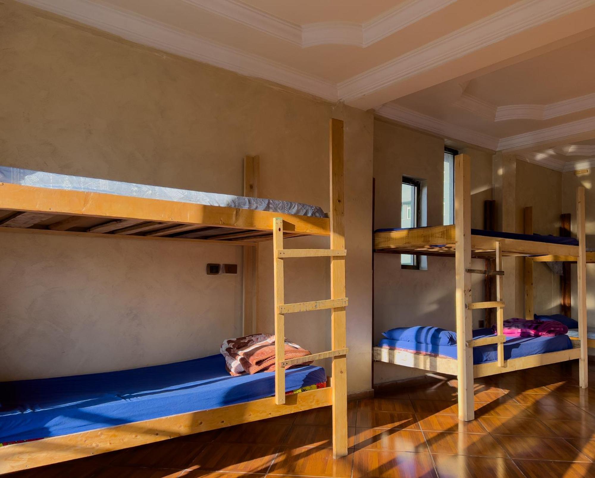 Mad Vervet Backpackers Hostel Addis Ababa Exterior photo